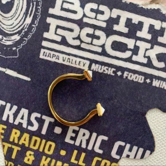 Shiraleah | Ophelia Gold Tone & White Marbled Adjustable Size 7 Ring - Picture 3 of 8